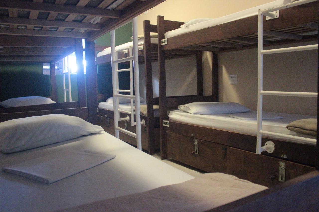 Lakehouse 24Hs Hostel Lagoa Conceicao フロリアノポリス エクステリア 写真